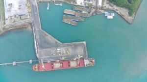 Porto de São Sebastião amplia operações e fecha 2025 com alta de 29% na receita